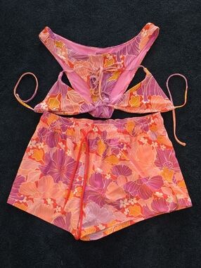 Roxy Pink & Orange Floral Two-Piece Bikini Swim Set With  Shorts -Like New